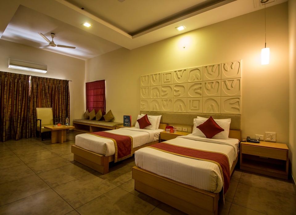 OYO 1128 RK Beach, Beach Side Visakhapatnam, Visakhapatnam