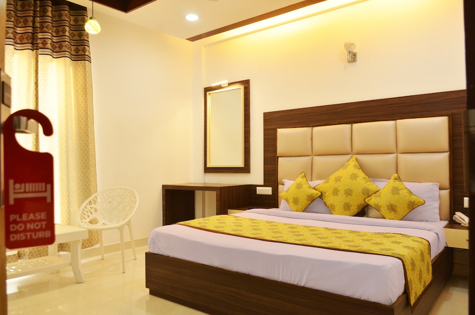 OYO 7842 Hotel Yellow, Nayagaon Chandigarh, Chandigarh