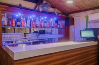 OYO Golden Tulipz Boutique Hotel Near Chhatrapati Shivaji International Airport