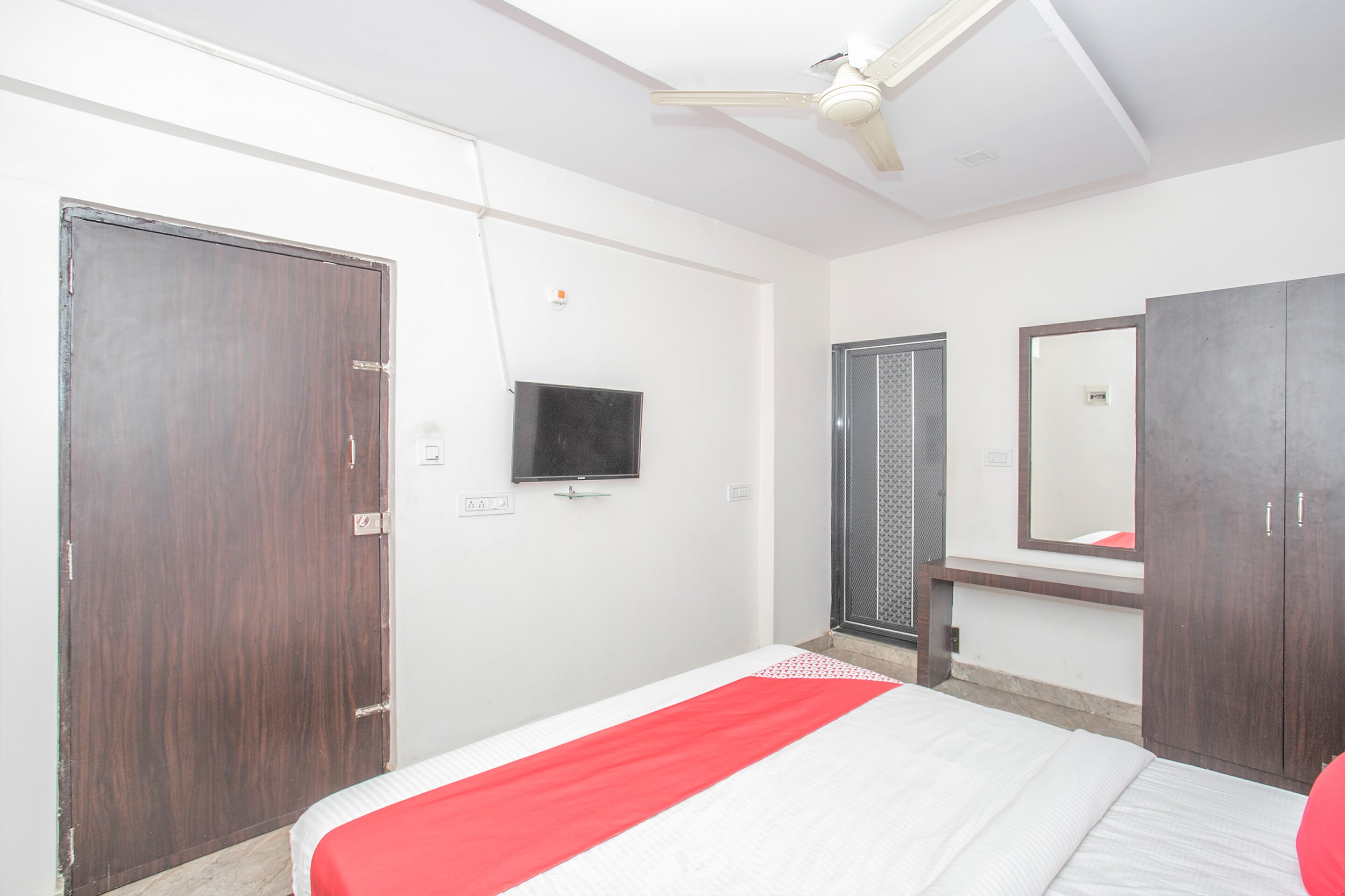 Discount  80  Off  Hotel Moveinn India Good Hotel Near