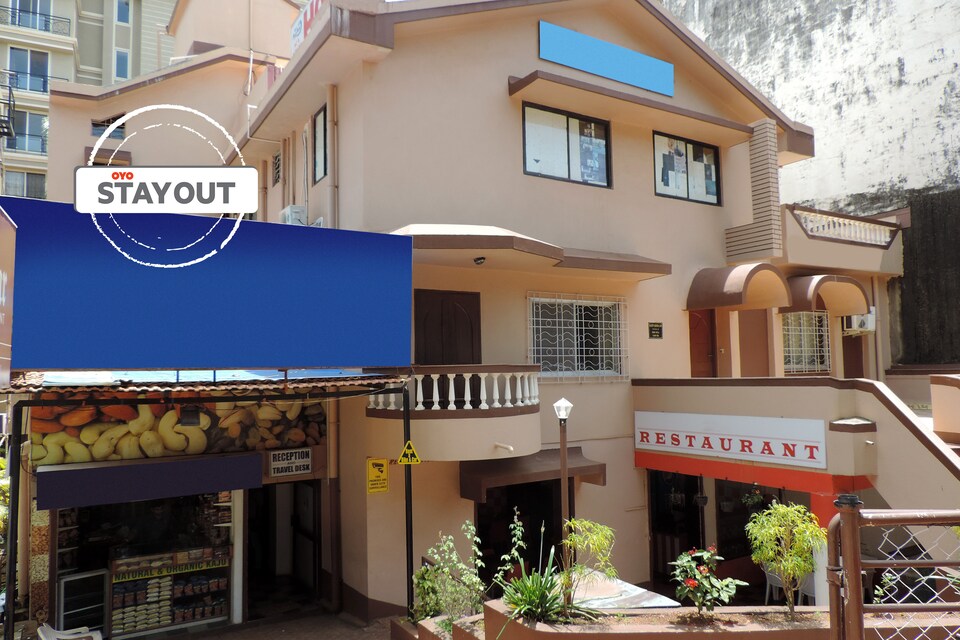 OYO 7908 StayOut Wave Beach Hotel Compact, Panjim Goa, Goa