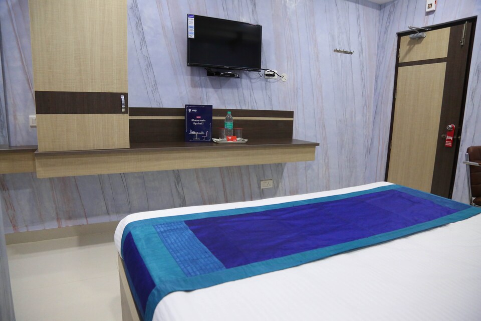 OYO 7916 Sri Venkataramana Residency, Tirupati Railway Station, Tirupati