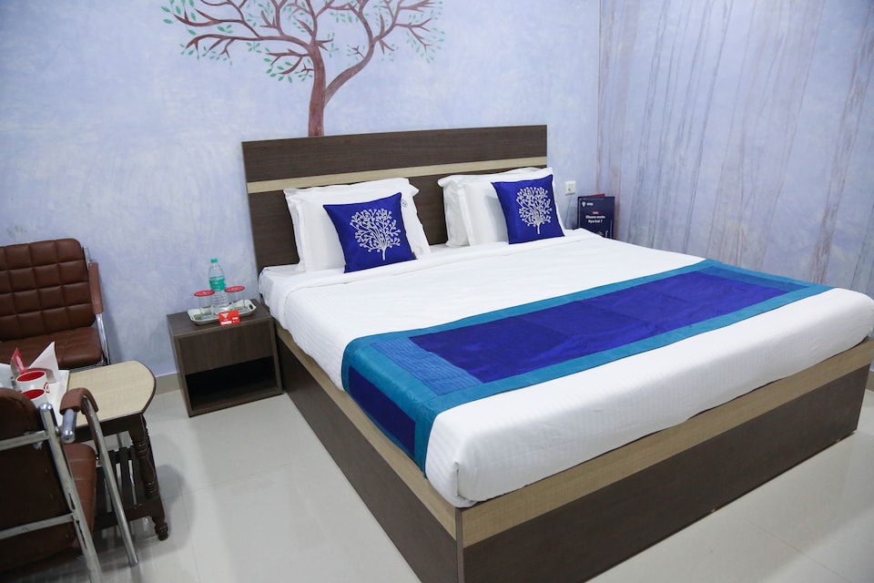 OYO 7916 Sri Venkataramana Residency, Tirupati Railway Station, Tirupati