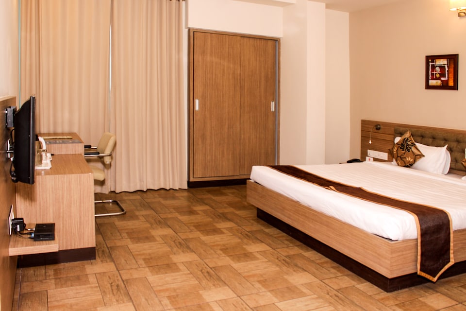 OYO 7925 Hotel Genista Inn, Lalpur, Ranchi