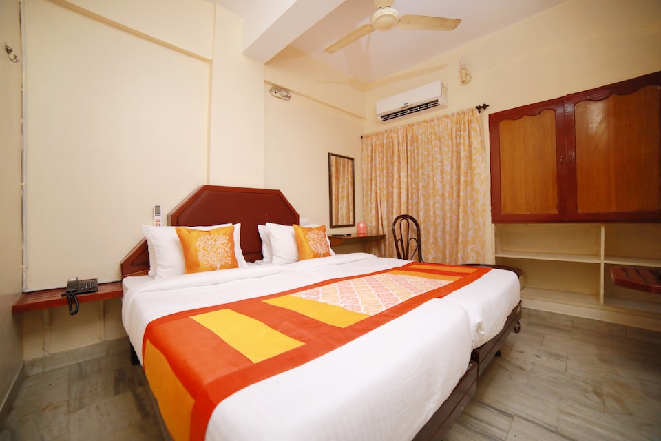 OYO 7926 Hotel Fort View, Thampanoor Trivandrum, Trivandrum