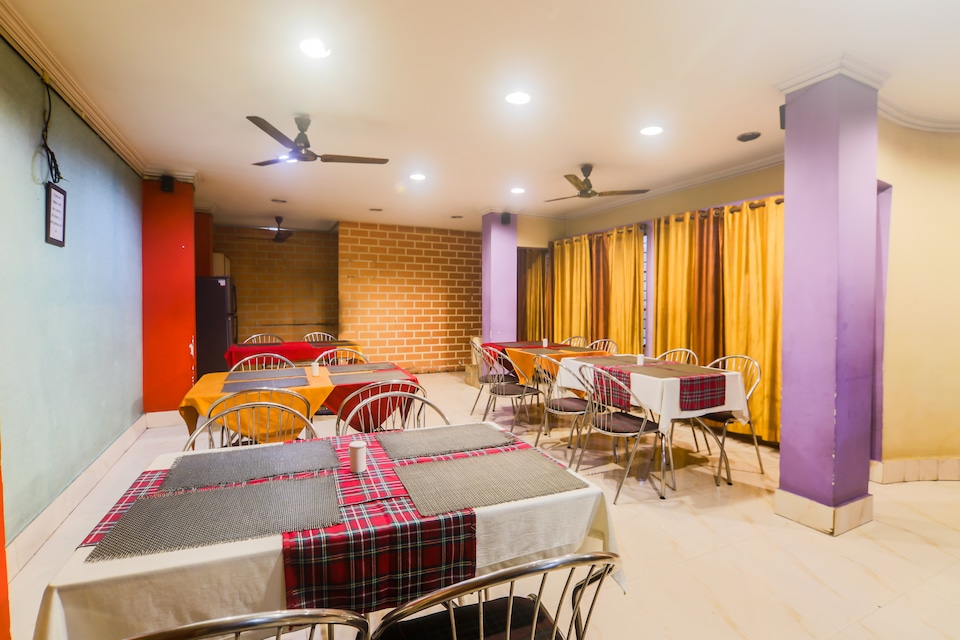 OYO 7934 Hotel Priyodarshani, Christian Basti Guwahati, Guwahati