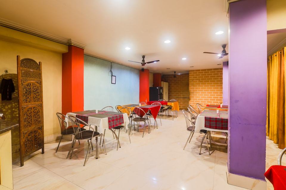 OYO 7934 Hotel Priyodarshani, Christian Basti Guwahati, Guwahati