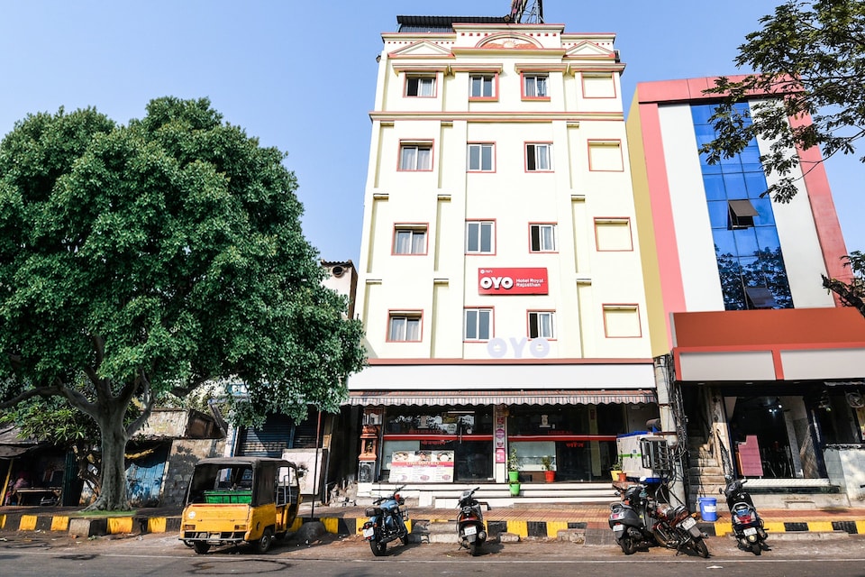 OYO Royal Rajasthan, Transit Vizag-II, Visakhapatnam