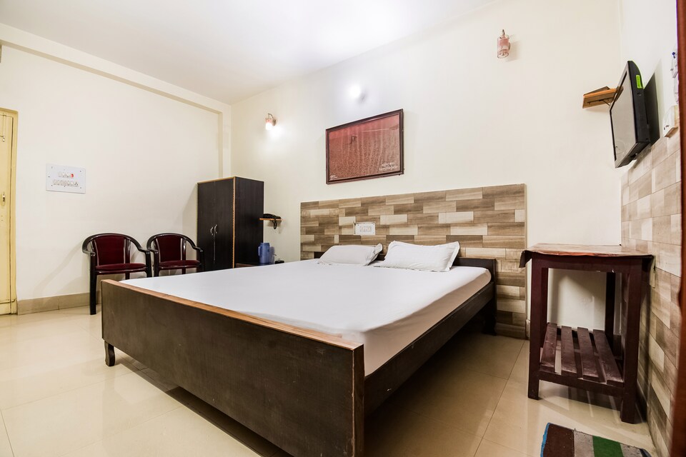 SPOT ON 8003 Hotel New Akash, Patna Station, Patna