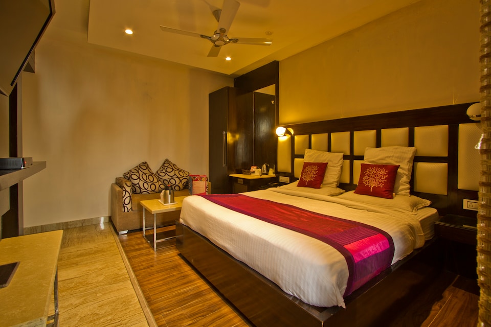 OYO 8061 Lavish Black Magic, McLeod Ganj, Mcleod-Ganj