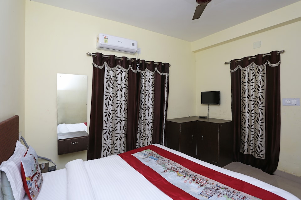 OYO 8120 Hotel Shriyans 1, Grand Road Puri, Puri