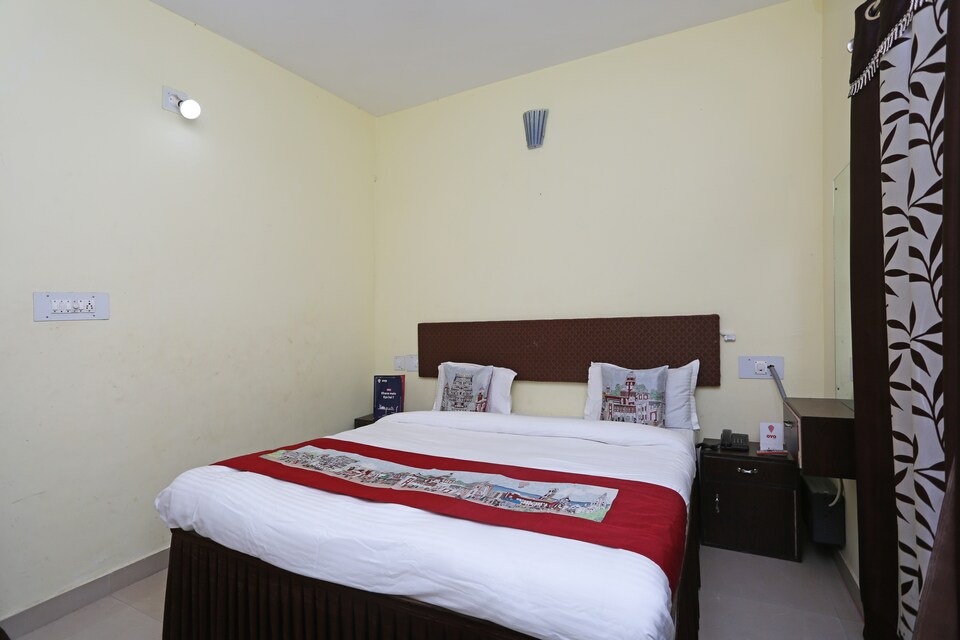 OYO 8120 Hotel Shriyans 1, Grand Road Puri, Puri