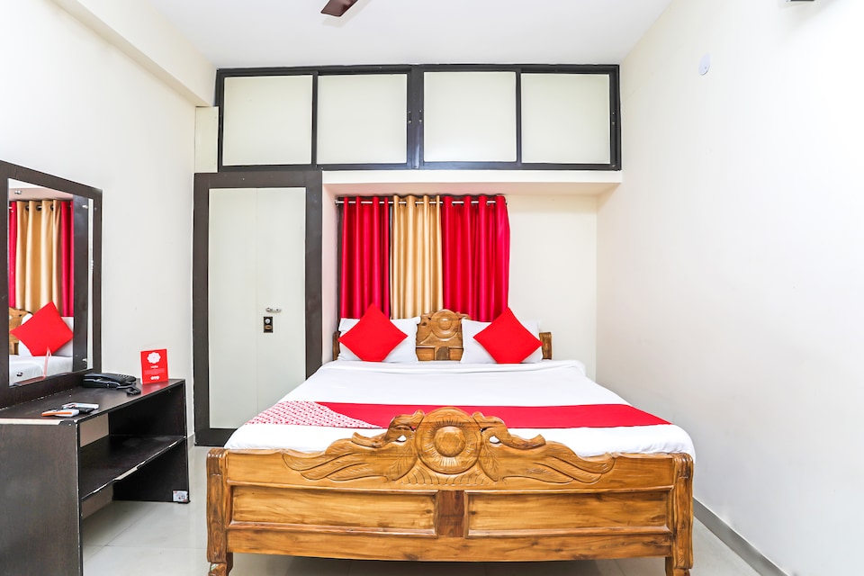 OYO 8222 Capital Guest House 2, Patia Bhubaneswar, Bhubaneswar