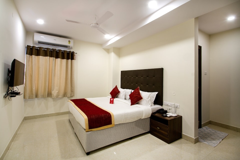 OYO Pearl City Jubilee Near Shilparamam, Hitech City Hyderabad, Hyderabad