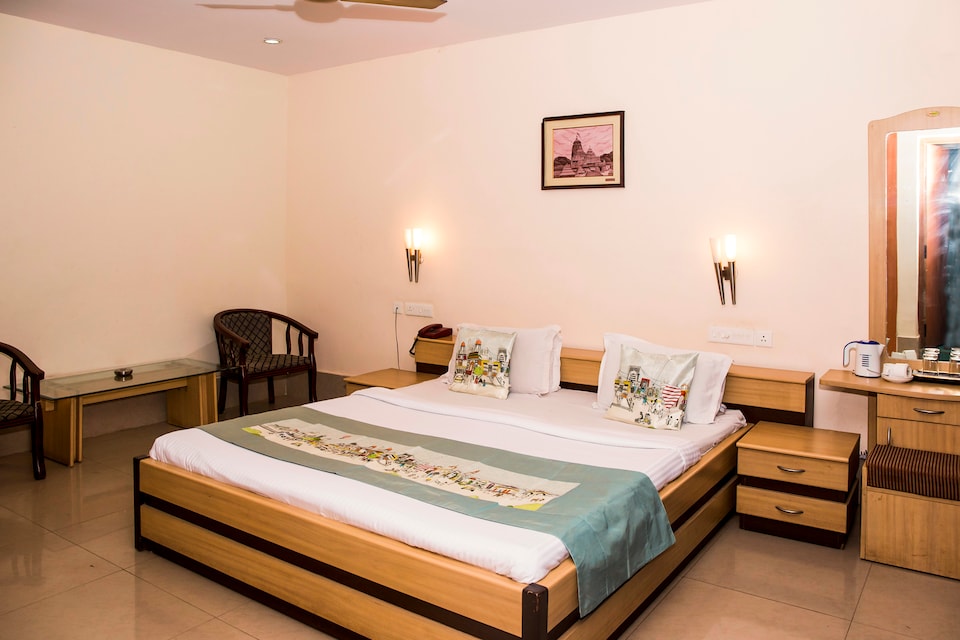 OYO 8242 Panthanivas Bhubaneswar, Railway Station Bhubneshwar, Bhubaneswar