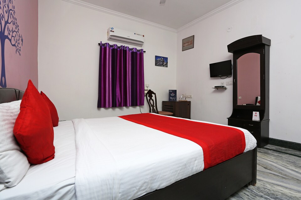 Live on HYD1414, Banjara Hills, Hyderabad