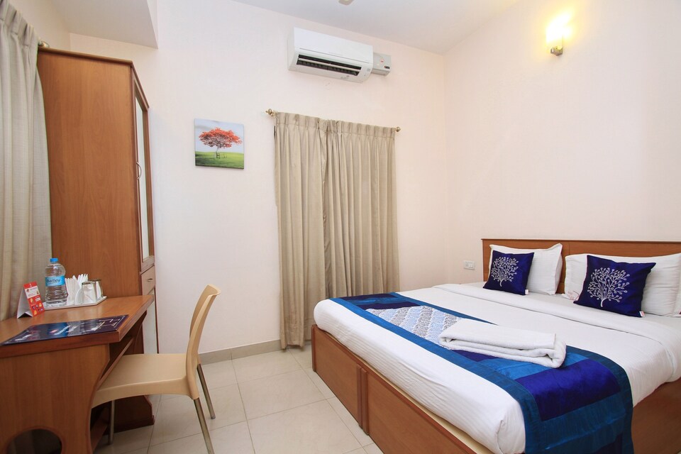 OYO 8294 New Bell Inn, Cox Town Bangalore, Bangalore