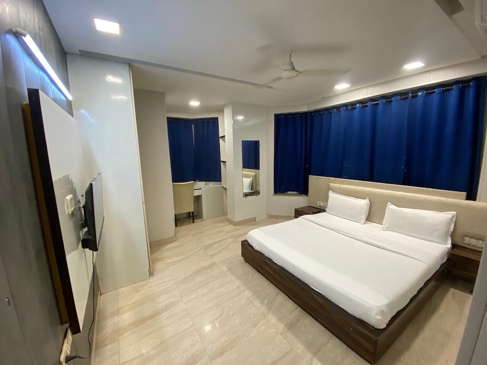 Hotel O Blessings Inn, Pitampura - Rohini Delhi, Delhi