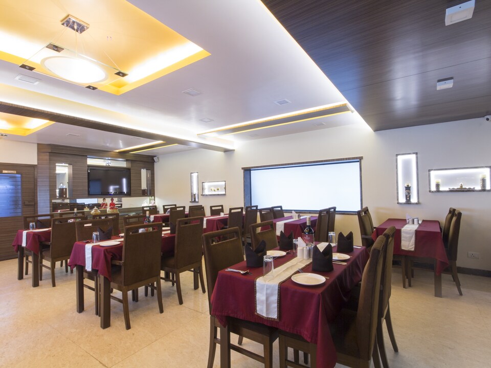 OYO 1163 Hotel Airlink, Mumbai Bandra-Khar-Santacruz, Mumbai