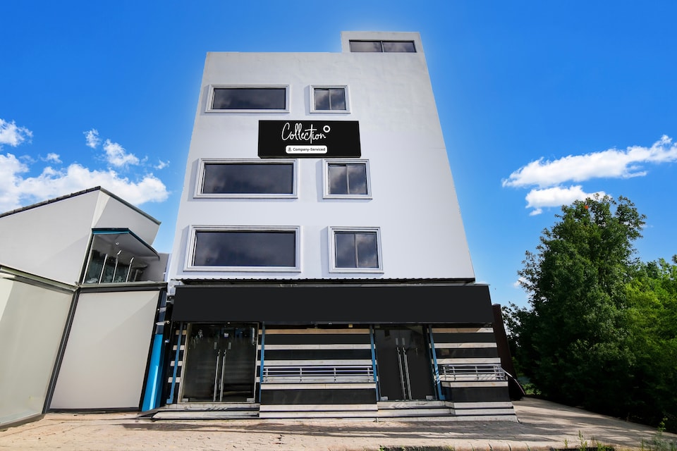 Super Collection O Belgacihia Near Kolkata Railway Station, VIP Road Kolkata, Kolkata