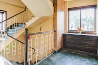 Super Collection O Belgacihia Near Kolkata Railway Station Formerly Beeu Guest House