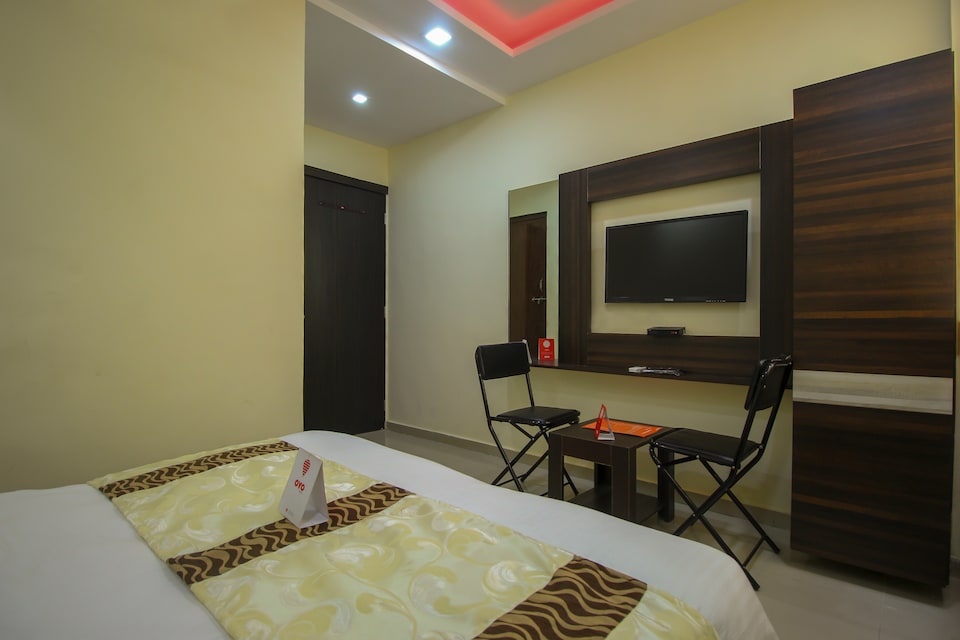 OYO 8814 Hotel Cg Plaza, Navrangpura Ahmedabad, Ahmedabad
