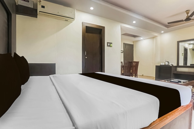 Townhouse Jabalpur Railway Junction Formerly Hotel Roopali