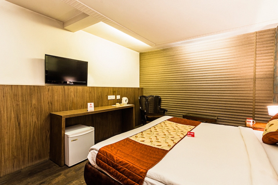 OYO 363 Hotel The W, Connaught Place Delhi, Delhi