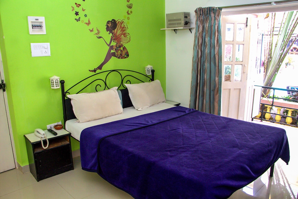 OYO 8370 StayOut Sodders Renton Manor, Baga Goa, Goa