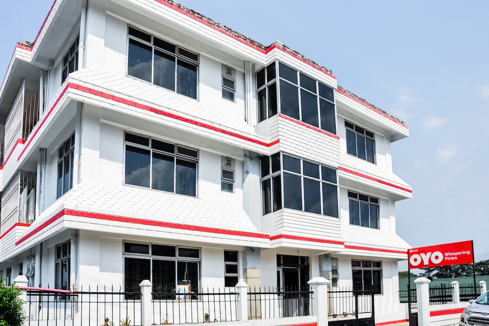 OYO Flagship 8816 Whispering Pines, Laban, Shillong