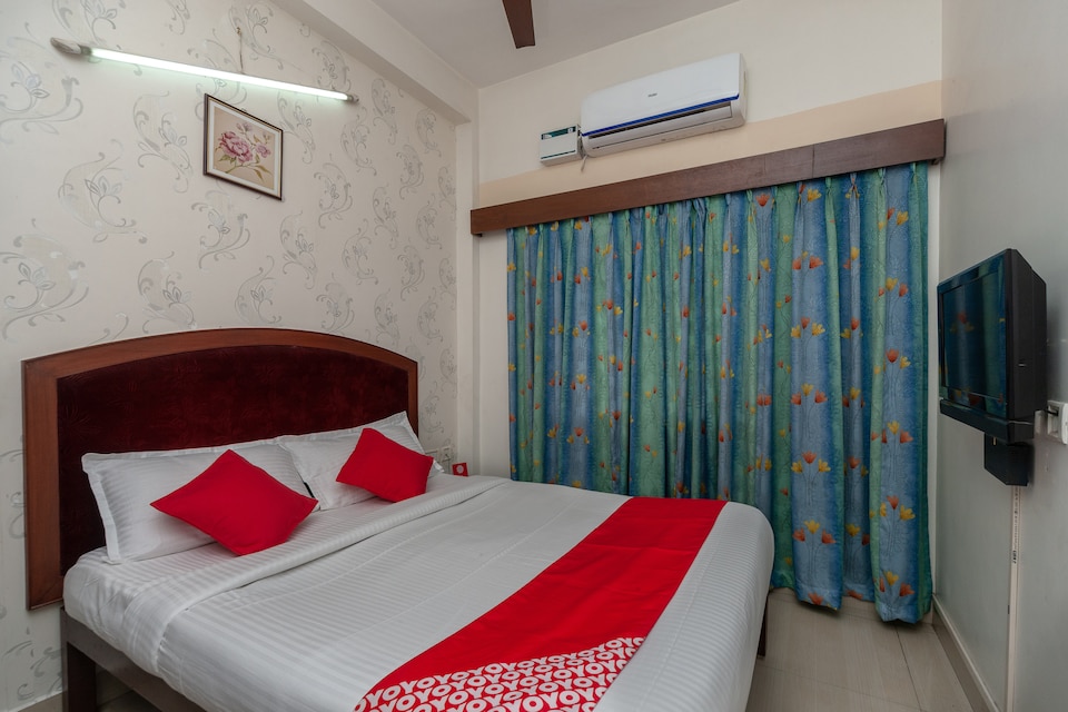 OYO 8410 Rajeswari Tower, Guindy Chennai, Chennai