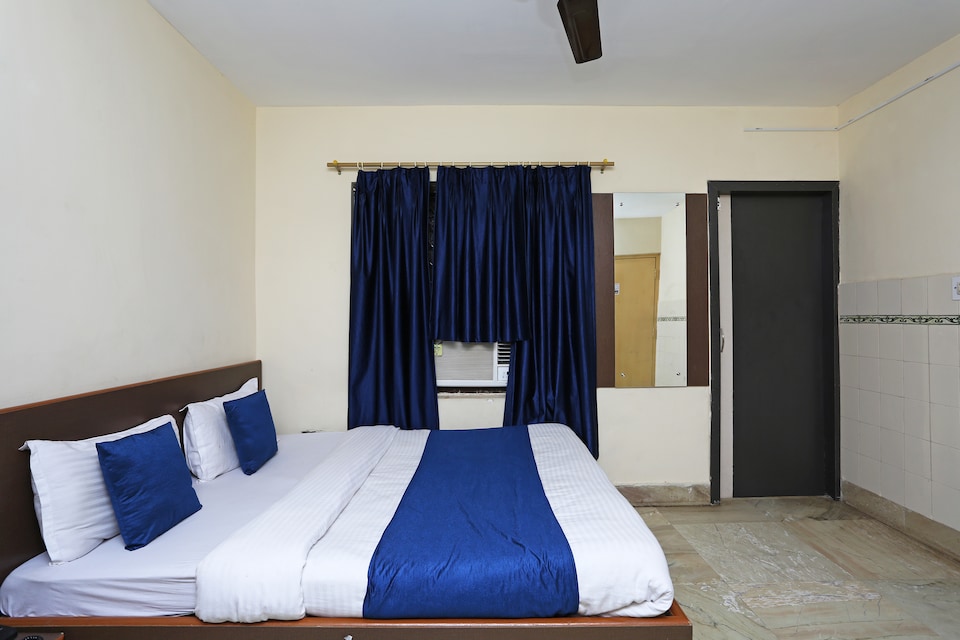 Flagship Hotel Blue Moon, Railway Station Bhubneshwar, Bhubaneswar