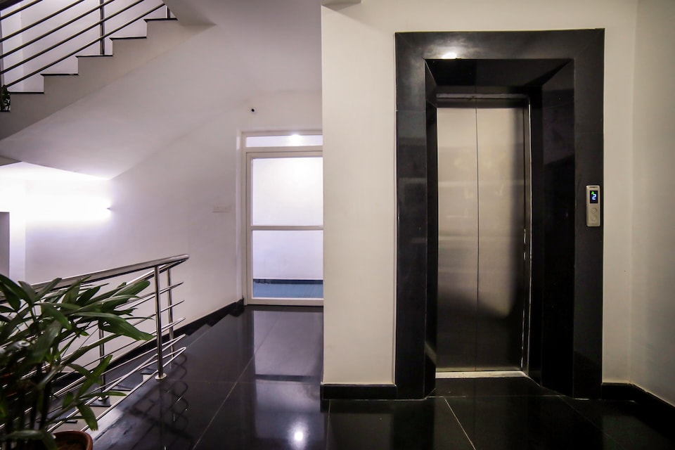 OYO 8420 Elite Inn, Technopark Trivandrum-II, Trivandrum