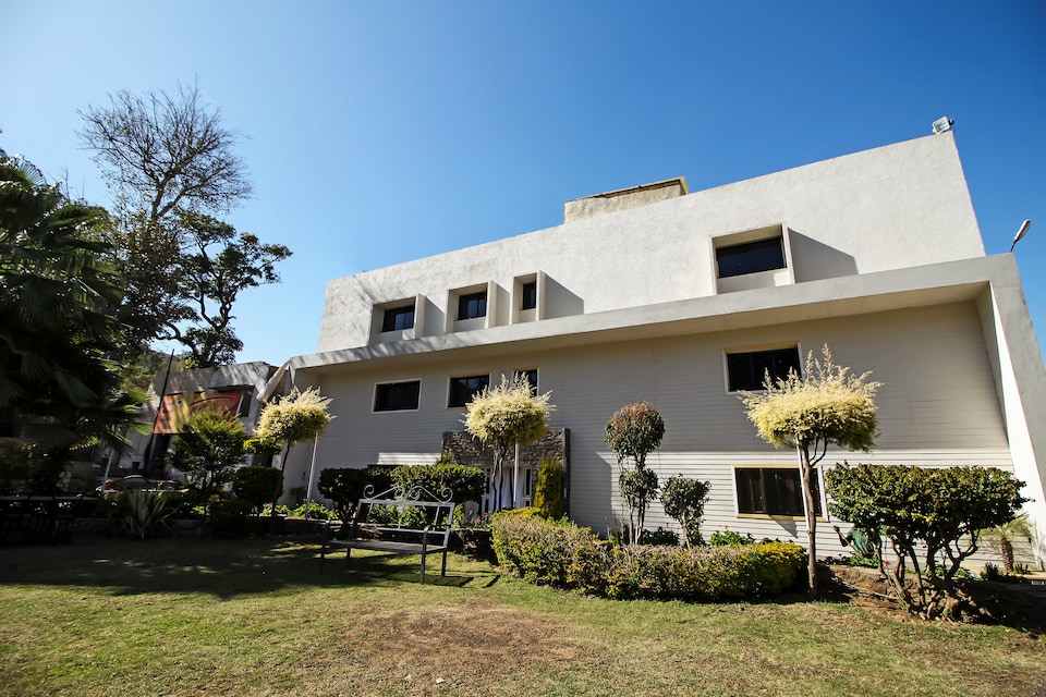 OYO 8428 Achalgarh Fort, Mount Abu Central, Mount-Abu