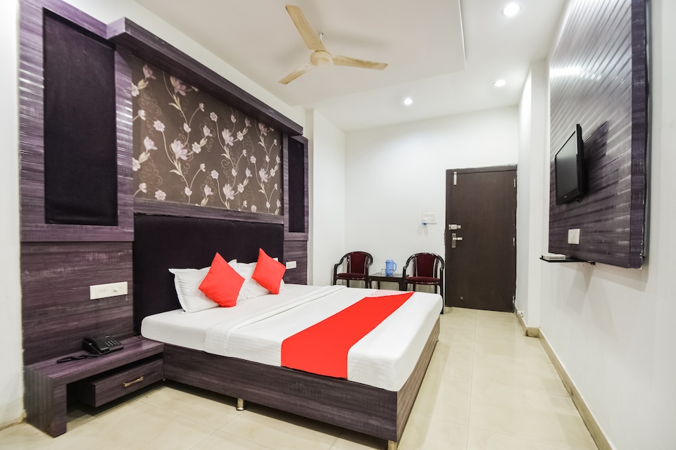 OYO 8429 Hotel Raj, Manpura Kota, Kota