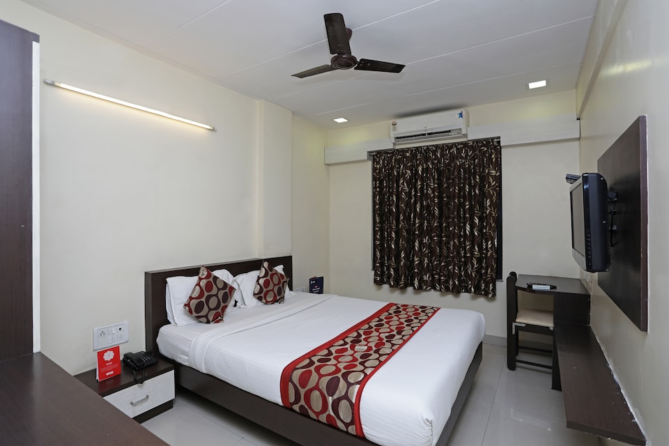 OYO 8436 Orchid Rooms, Kharadi Pune, Pune