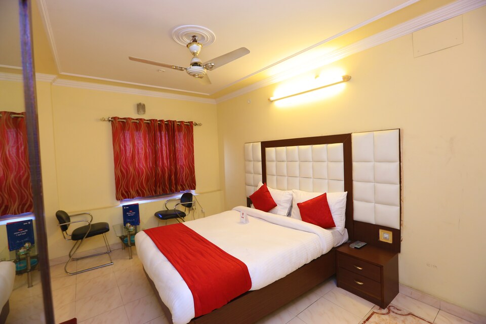 OYO 8443 Sai Vatika, Gomti Nagar Lucknow, Lucknow