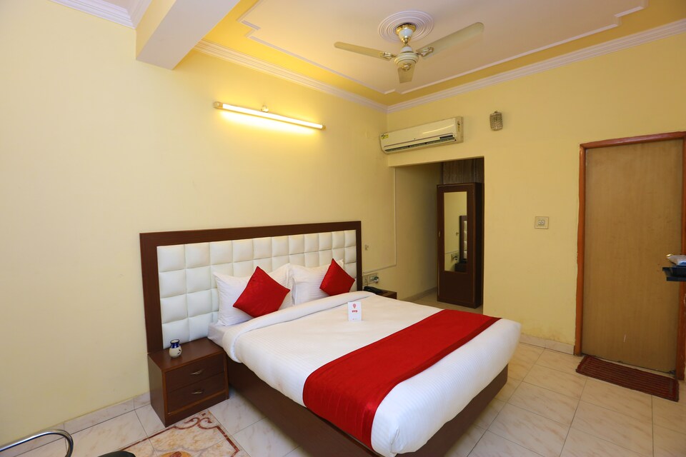 OYO 8443 Sai Vatika, Gomti Nagar Lucknow, Lucknow