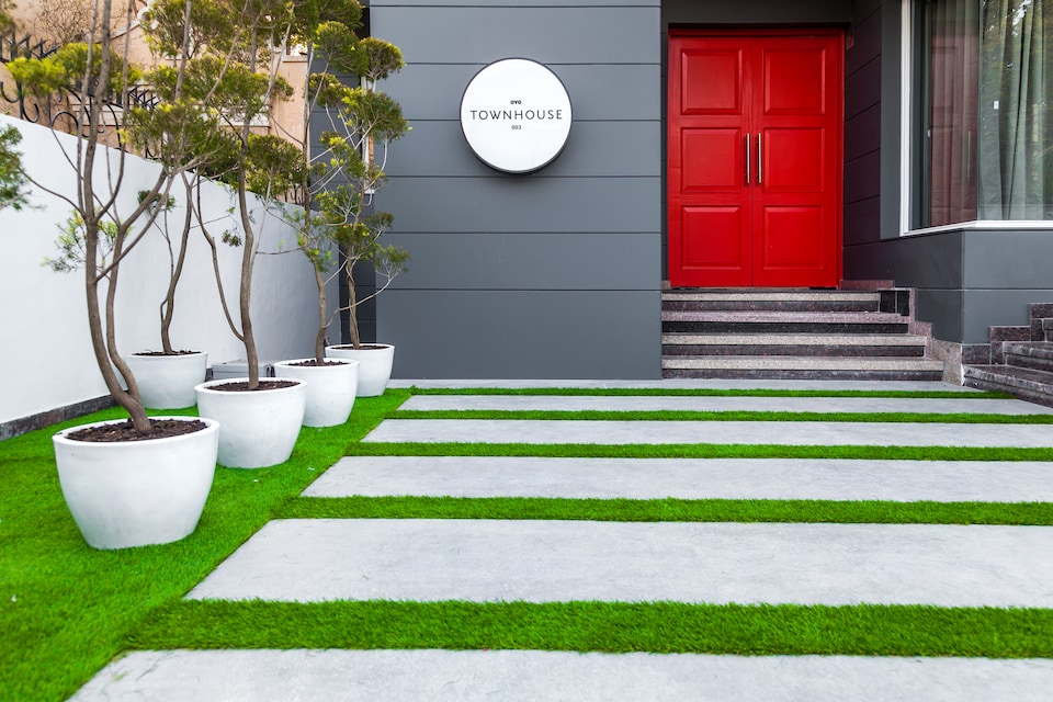OYO Townhouse 003 Southend Sohna Road, Sohna Road, Gurgaon