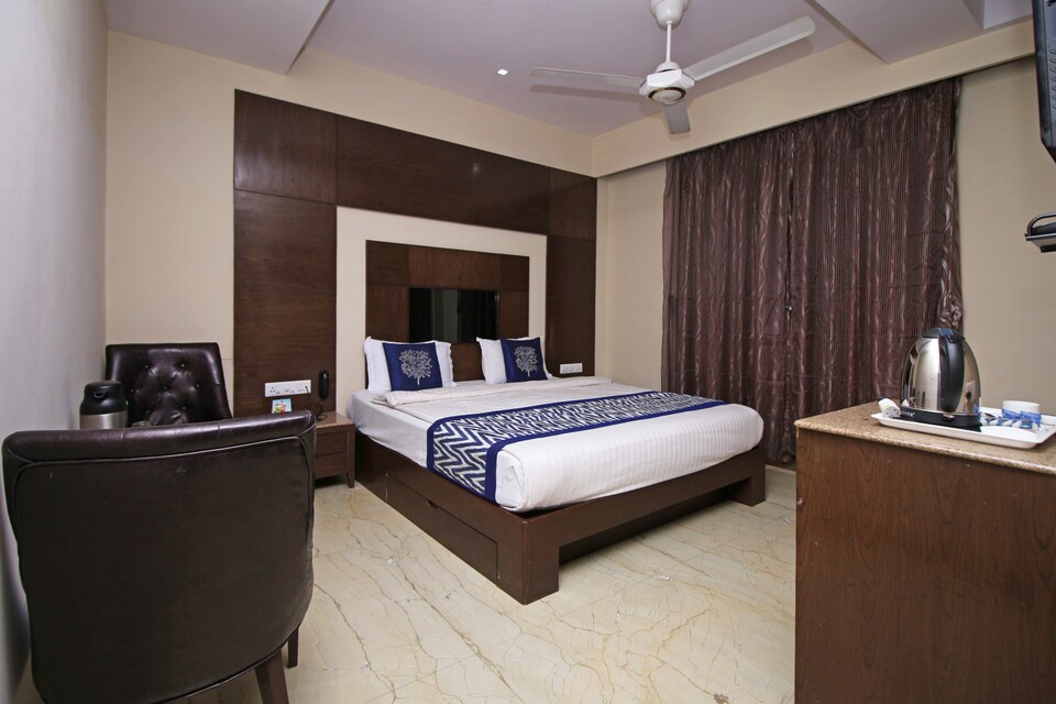 OYO 8466 Hotel Royal Palace, Mount Abu, Mount-Abu