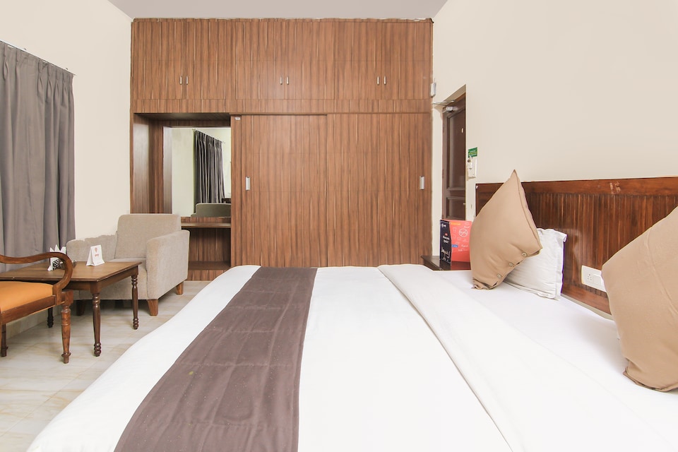 OYO 8472 Gomti Nagar, Gomti Nagar Lucknow, Lucknow