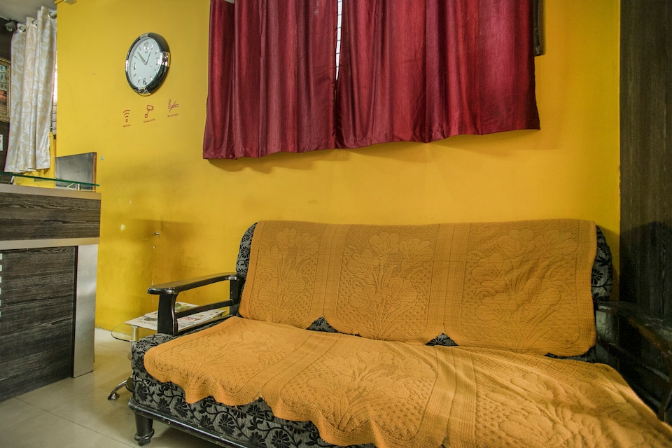 OYO 8476 Garden Comfort, Jayanagar Bangalore-II, Bangalore