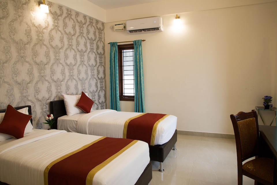 OYO King Suites Near Sri Amruth Chithra Mandira, Kalyan Nagar Bangalore, Bangalore