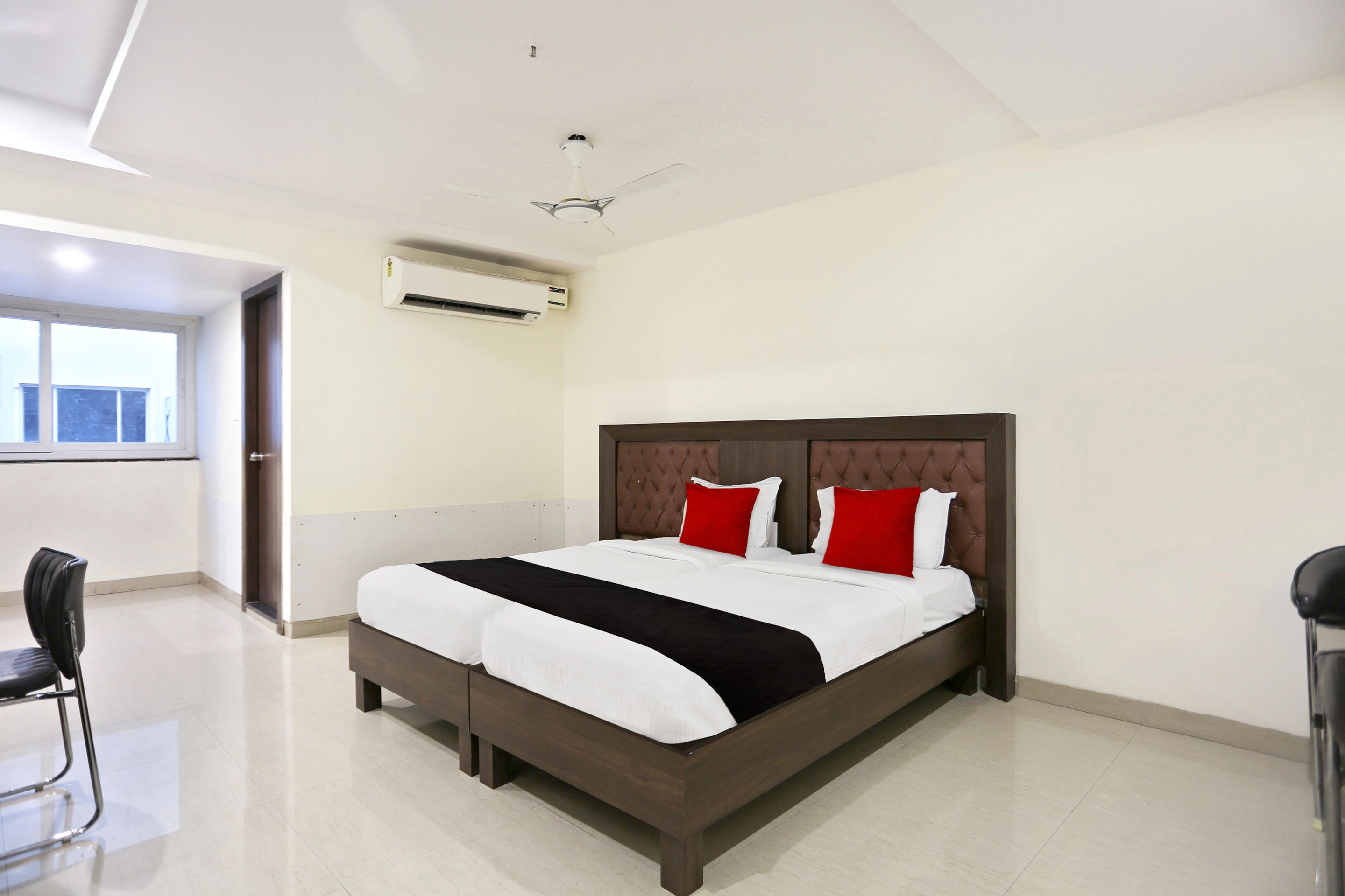 Capital O Hotels Near Pocharam Hyderabad For Business Travellers