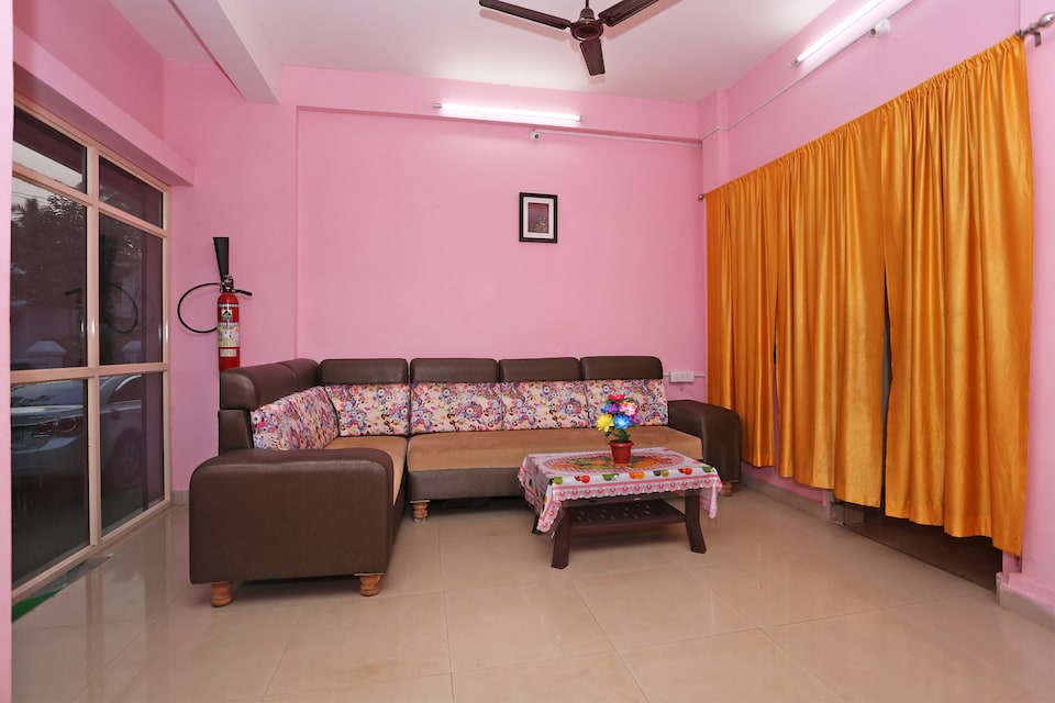 OYO 8741 Shree Jagannath Palace, Chandrasekharpur, Bhubaneswar