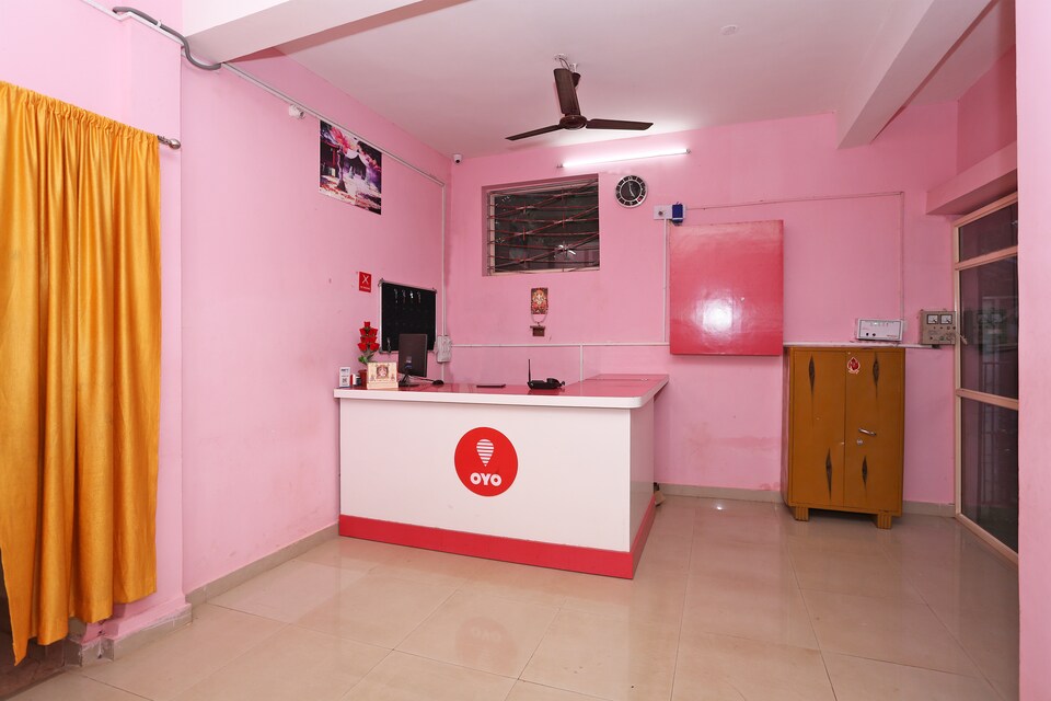 OYO 8741 Shree Jagannath Palace, Chandrasekharpur, Bhubaneswar