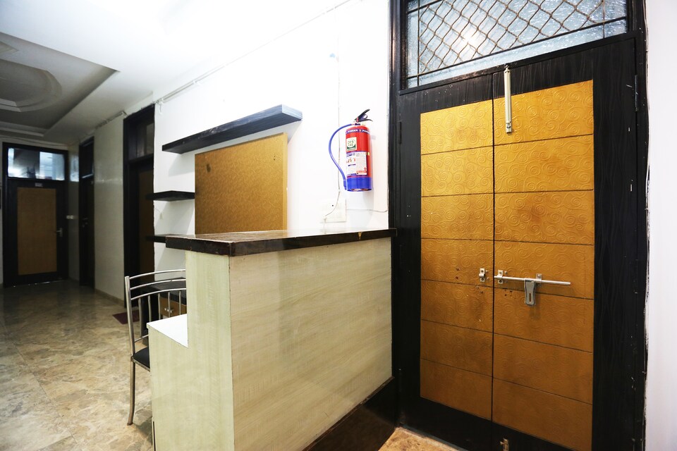 OYO Aaa Homes Near M2k Cinemas Rohini, Pitampura - Rohini Delhi, Delhi