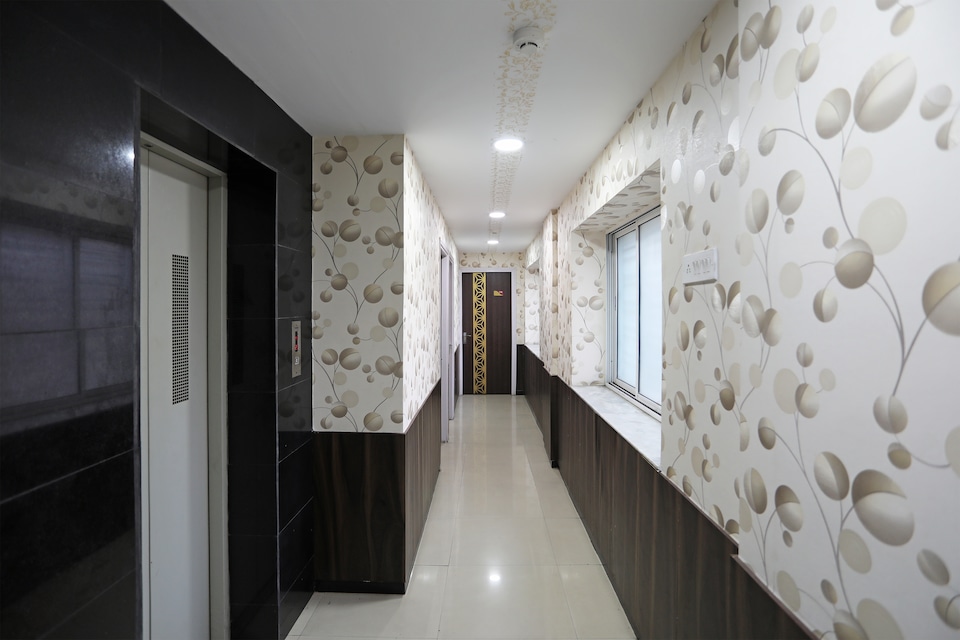 OYO 8504 Namans Inn, Gariahat Kolkata, Kolkata
