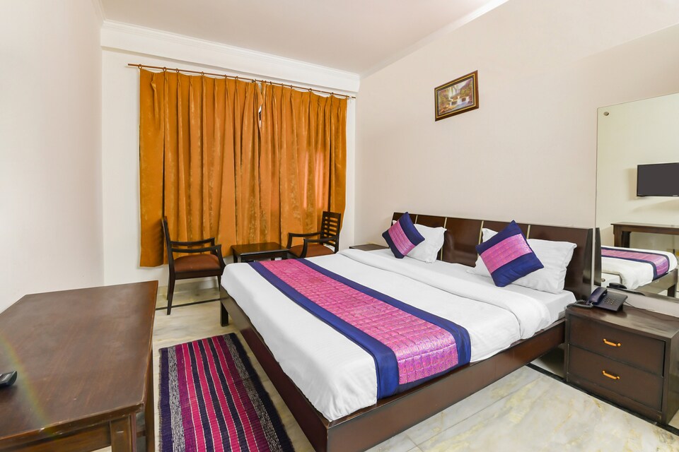 Oyo 8507 Corner Cottage Oyo Rooms Noida Book 866 Oyo