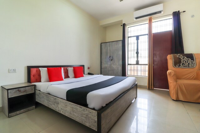 Capital O Hotel Lineage Near Immaculate Conception Church